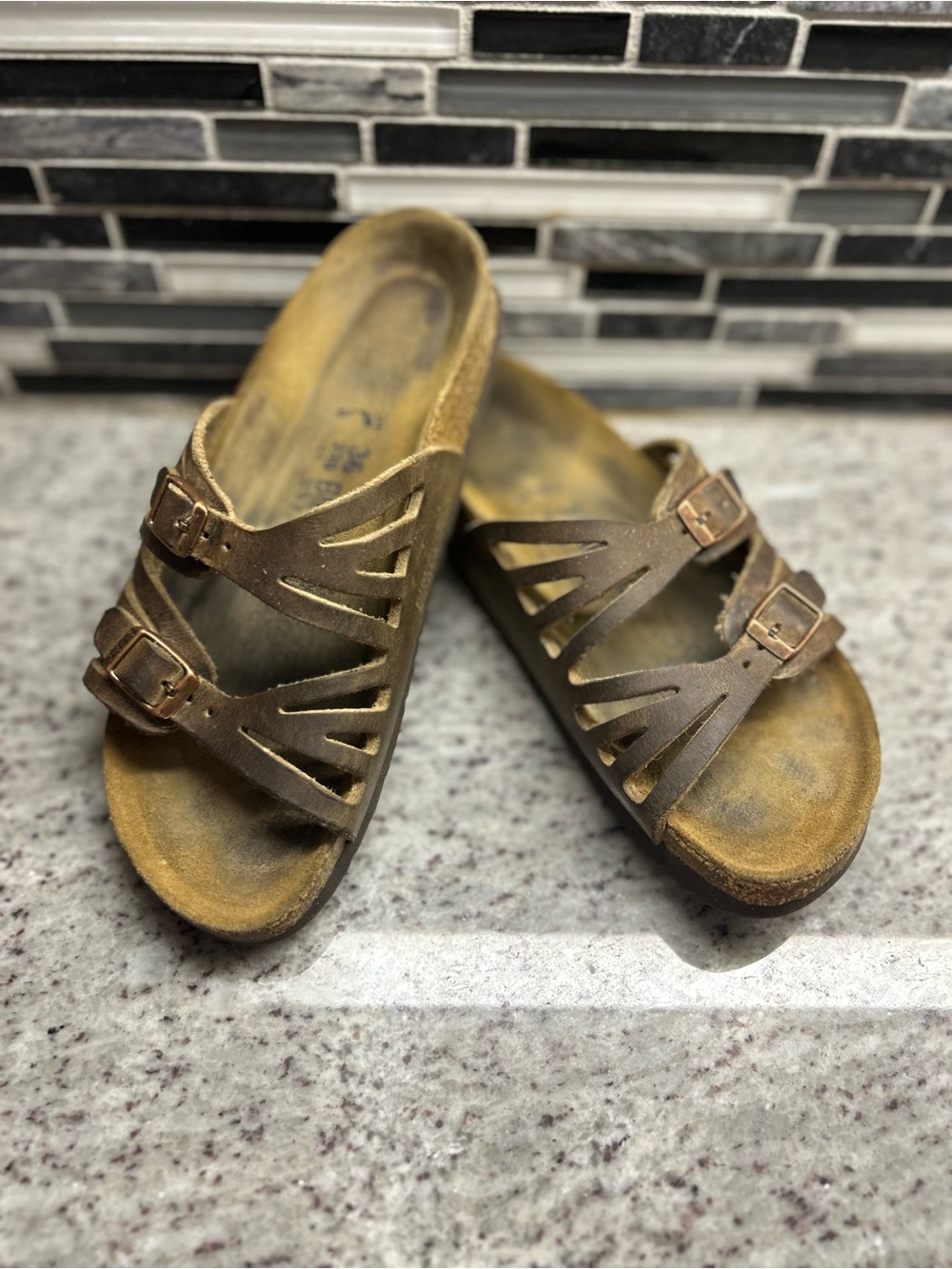 Birkenstock Granada oiled Brown Distressed Leather Double Buckle Sandals size 5